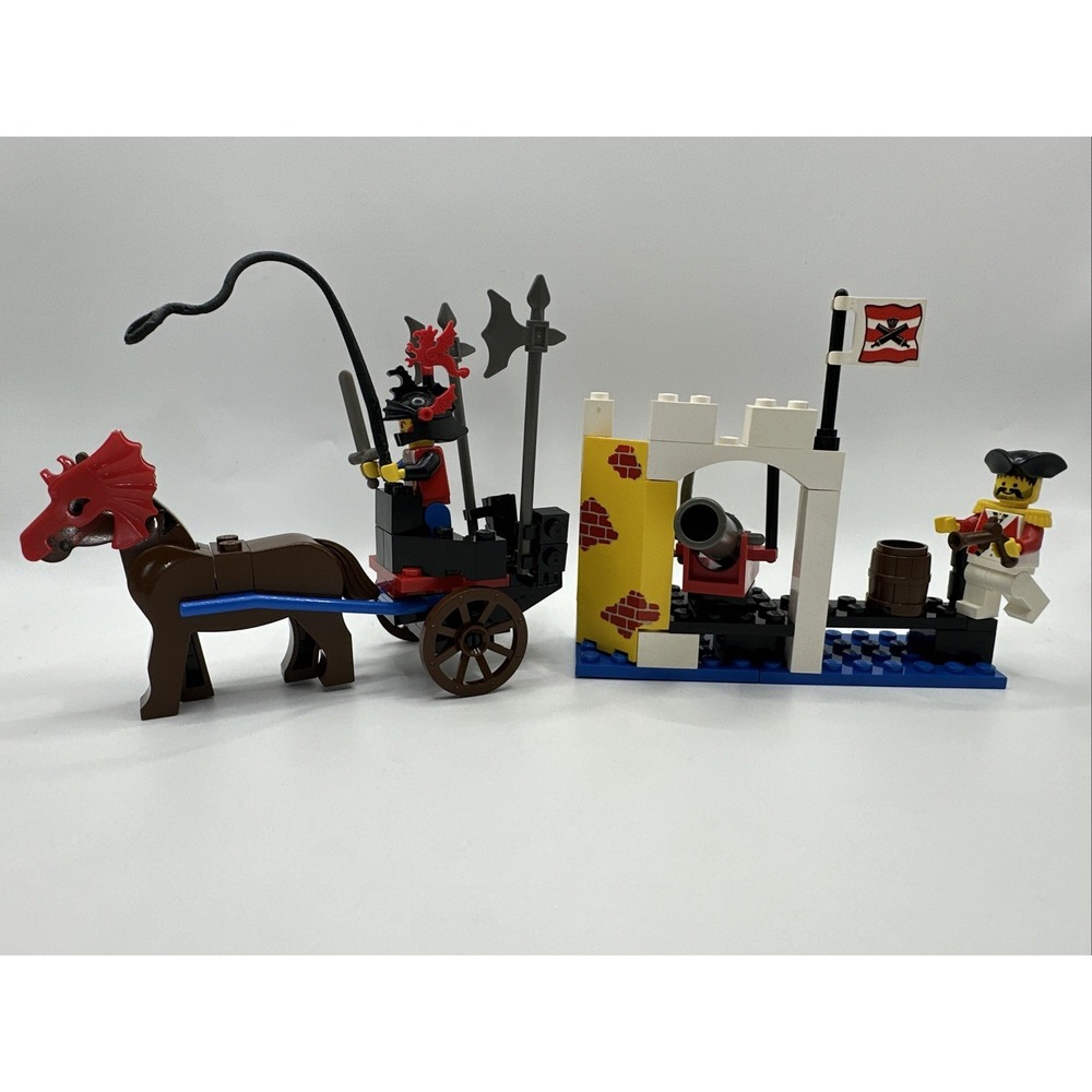 Vintage 1994 LEGO 1723 Castle Pirates Combi Pack Complete Horse Cannon Cart